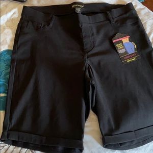 Like an Angel shorts